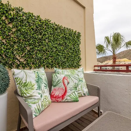 Appartamento Homeforguest Nuevo Apartamento Con Piscina En El *