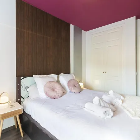 Appartamento Homeforguest Nuevo Apartamento Con Piscina En El